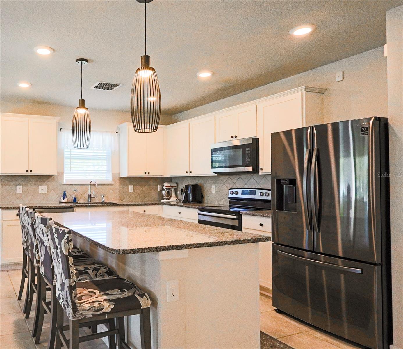 901 GOLDEN SHINER AVE, RUSKIN, FL, 33570