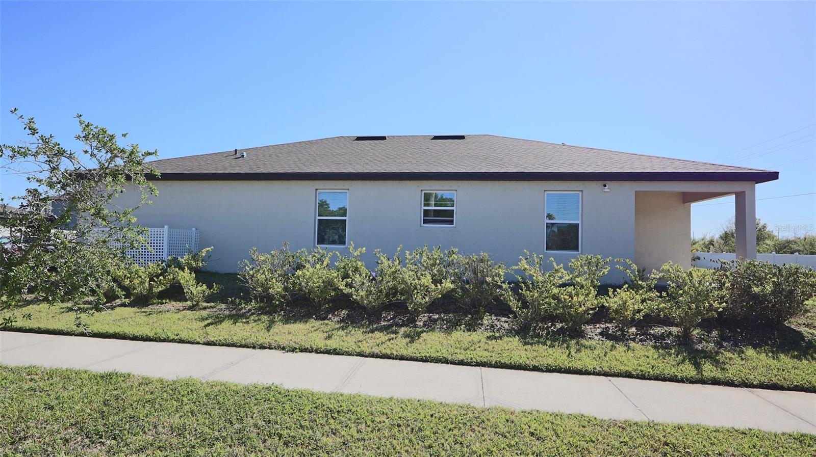 901 GOLDEN SHINER AVE, RUSKIN, FL, 33570