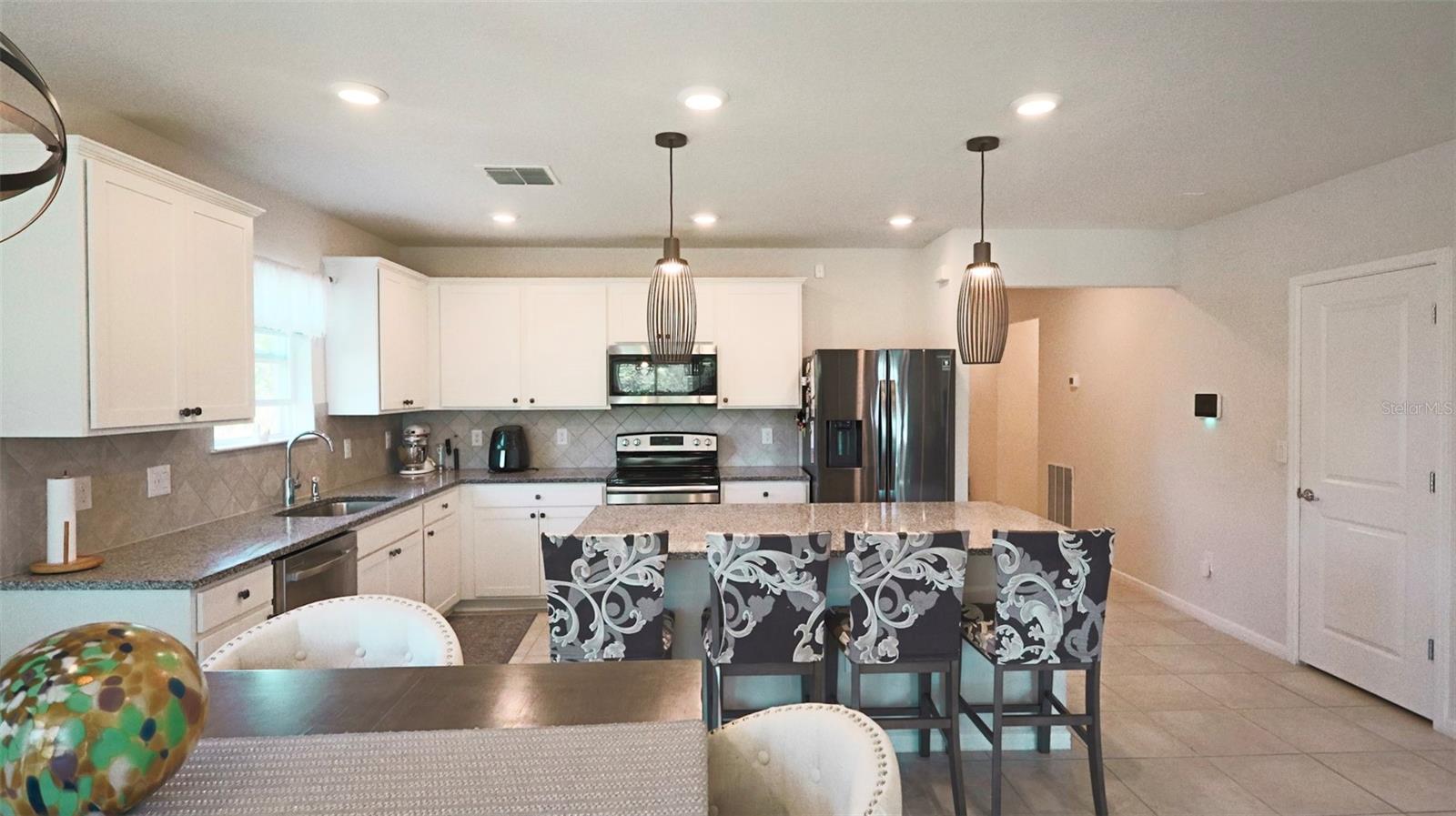 901 GOLDEN SHINER AVE, RUSKIN, FL, 33570