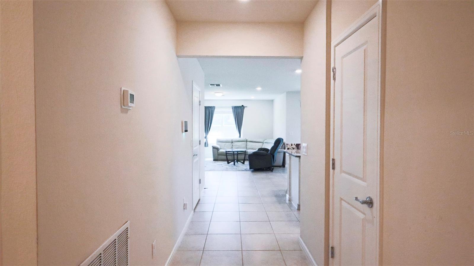 901 GOLDEN SHINER AVE, RUSKIN, FL, 33570