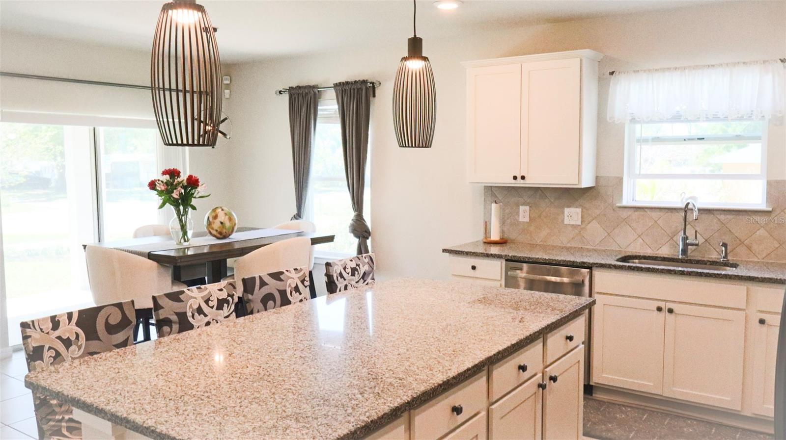 901 GOLDEN SHINER AVE, RUSKIN, FL, 33570