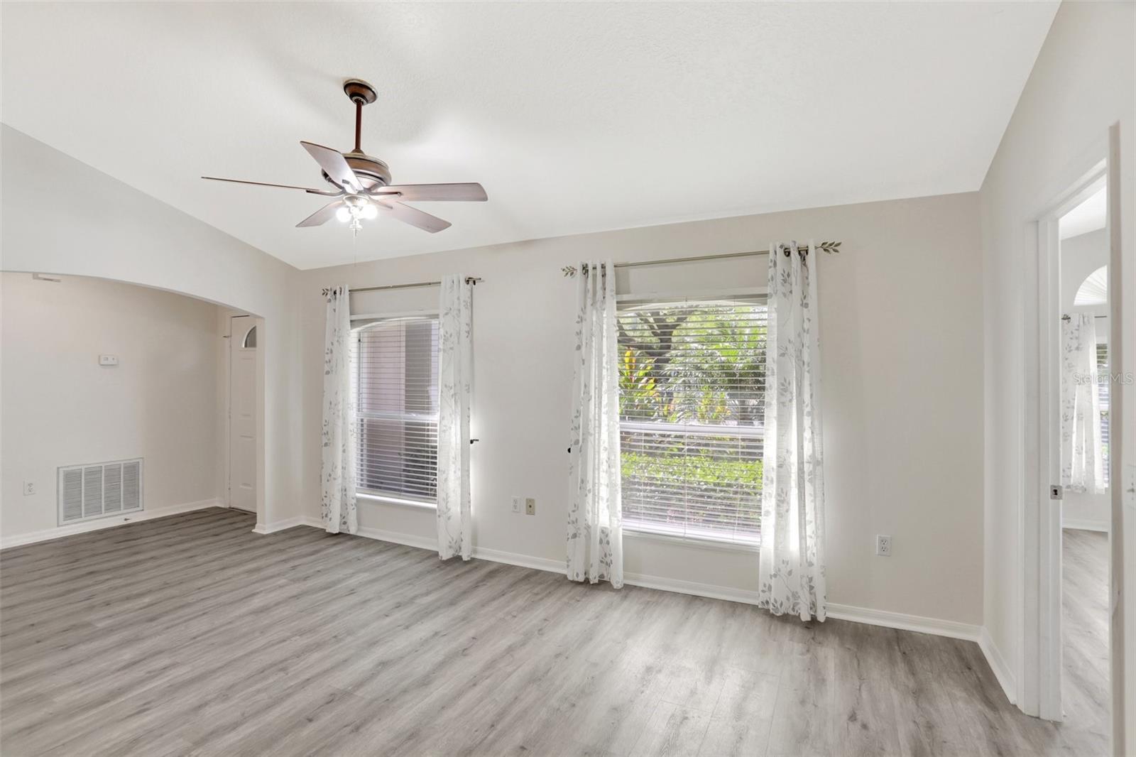 165 LAKEVIEW RESERVE BLVD, WINTER GARDEN, FL, 34787
