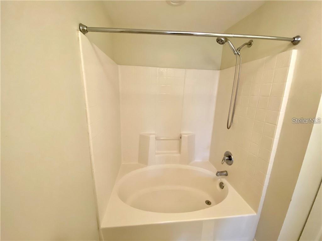 5655 BENTGRASS DR #9-111, SARASOTA, FL, 34235