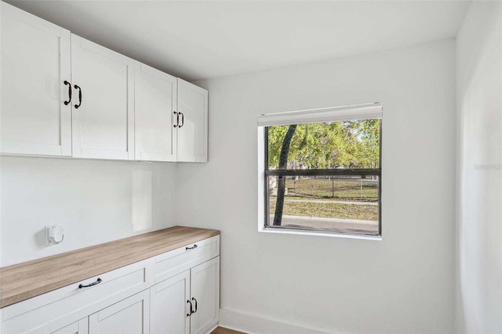 1300 37TH ST S, ST PETERSBURG, FL, 33711