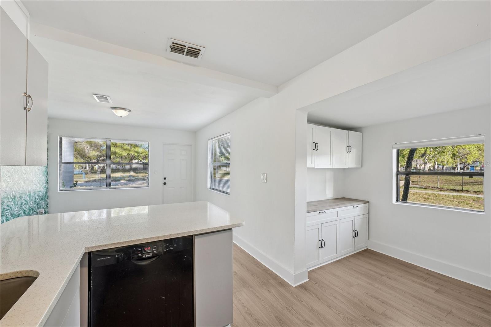 1300 37TH ST S, ST PETERSBURG, FL, 33711
