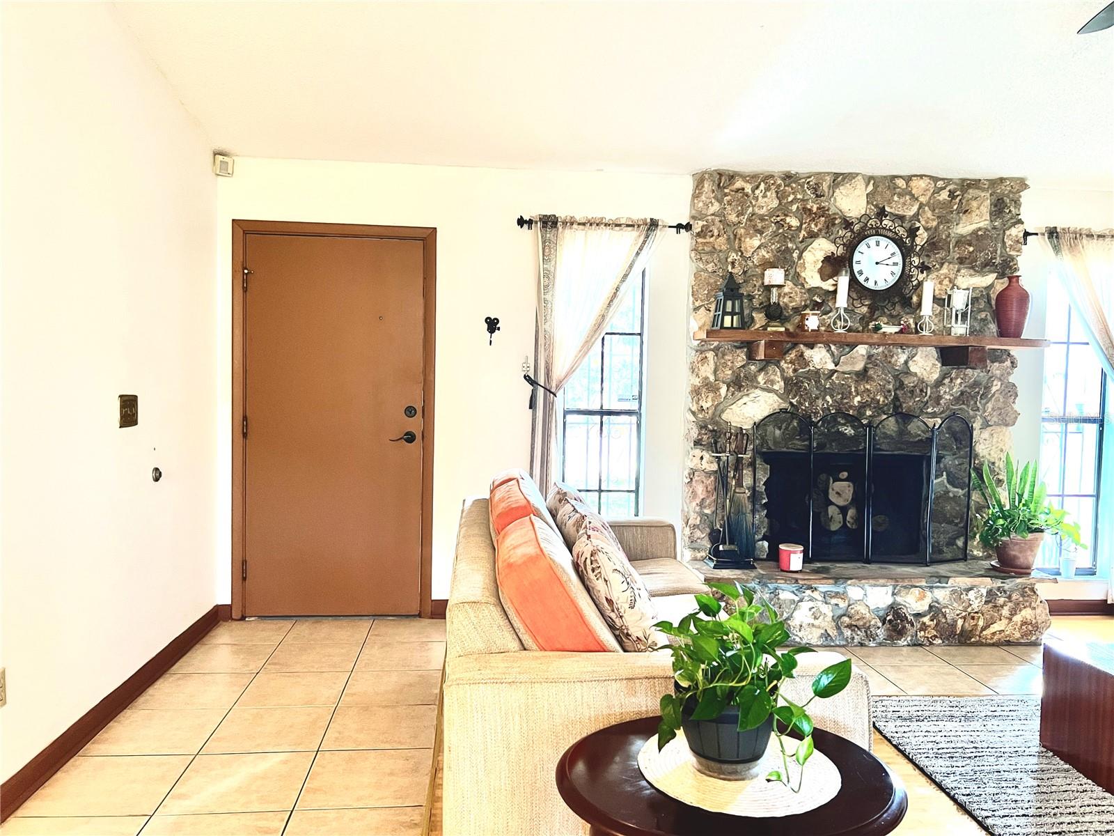 203 MCVAY DR, SANFORD, FL, 32773