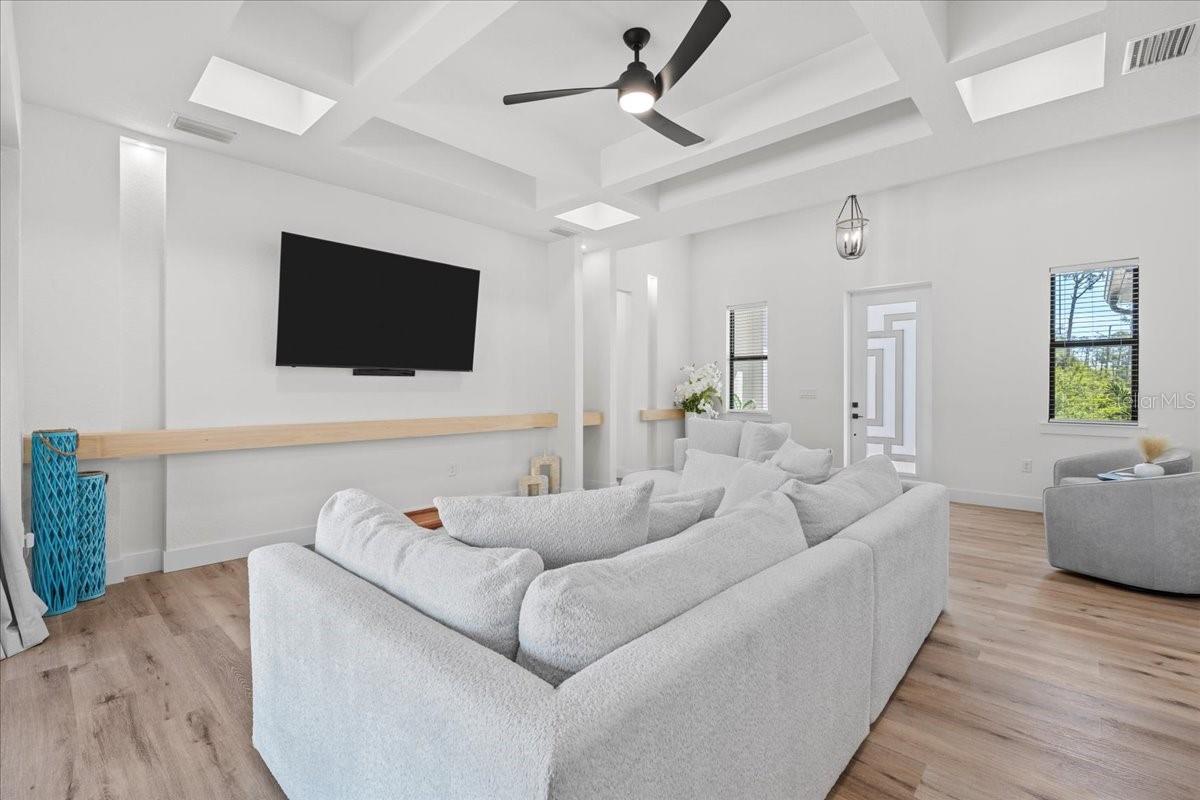 135 SHERBOURNE ST, PORT CHARLOTTE, FL, 33954