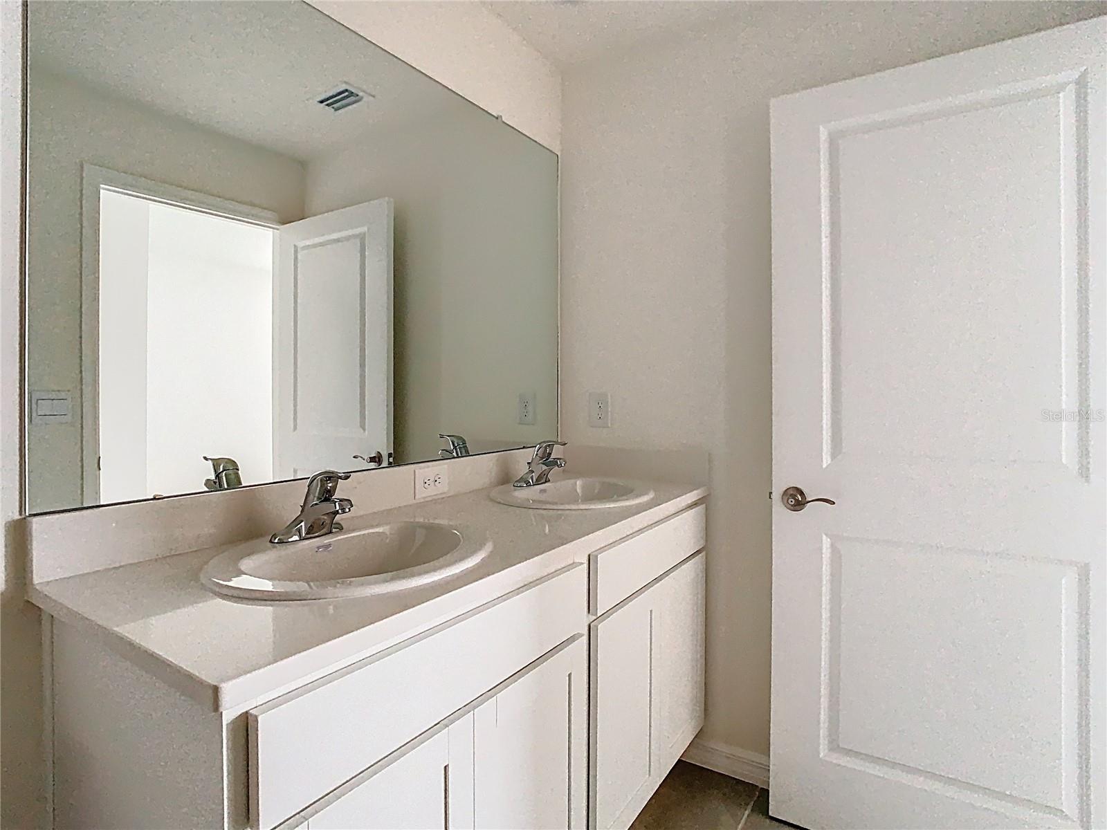 31017 SILVER STAGE DR, BROOKSVILLE, FL, 34602