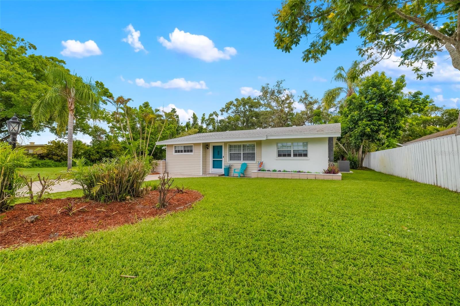 2225 ALICE RD, SARASOTA, FL, 34231