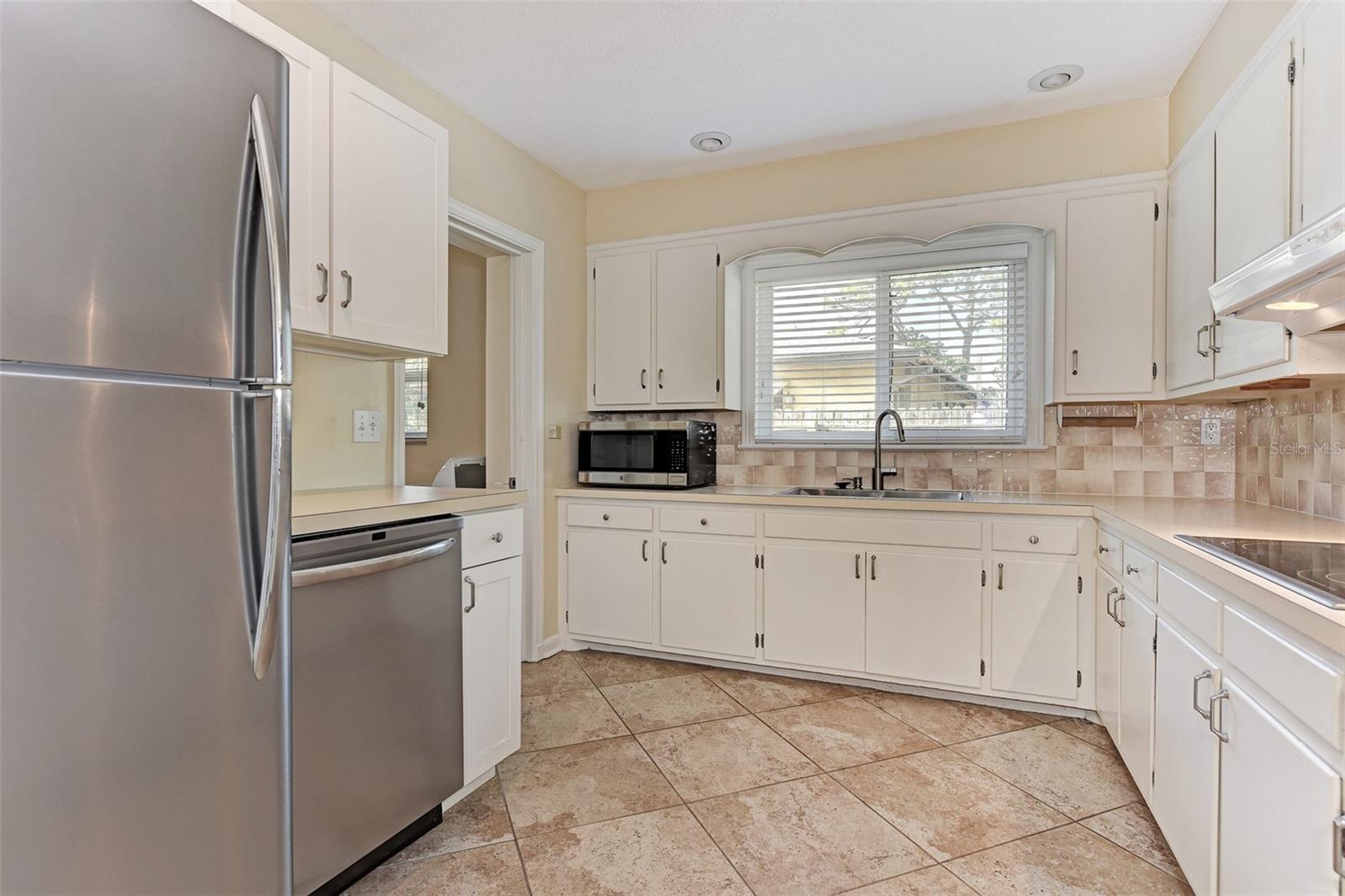 1225 DE NARVAEZ AVE, BRADENTON, FL, 34209