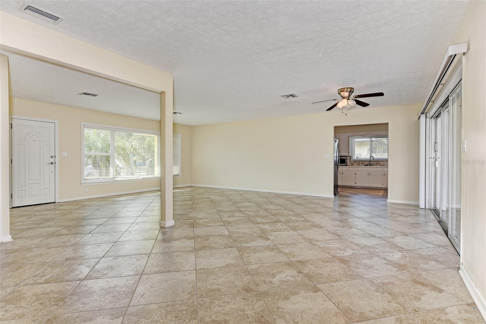 1225 DE NARVAEZ AVE, BRADENTON, FL, 34209