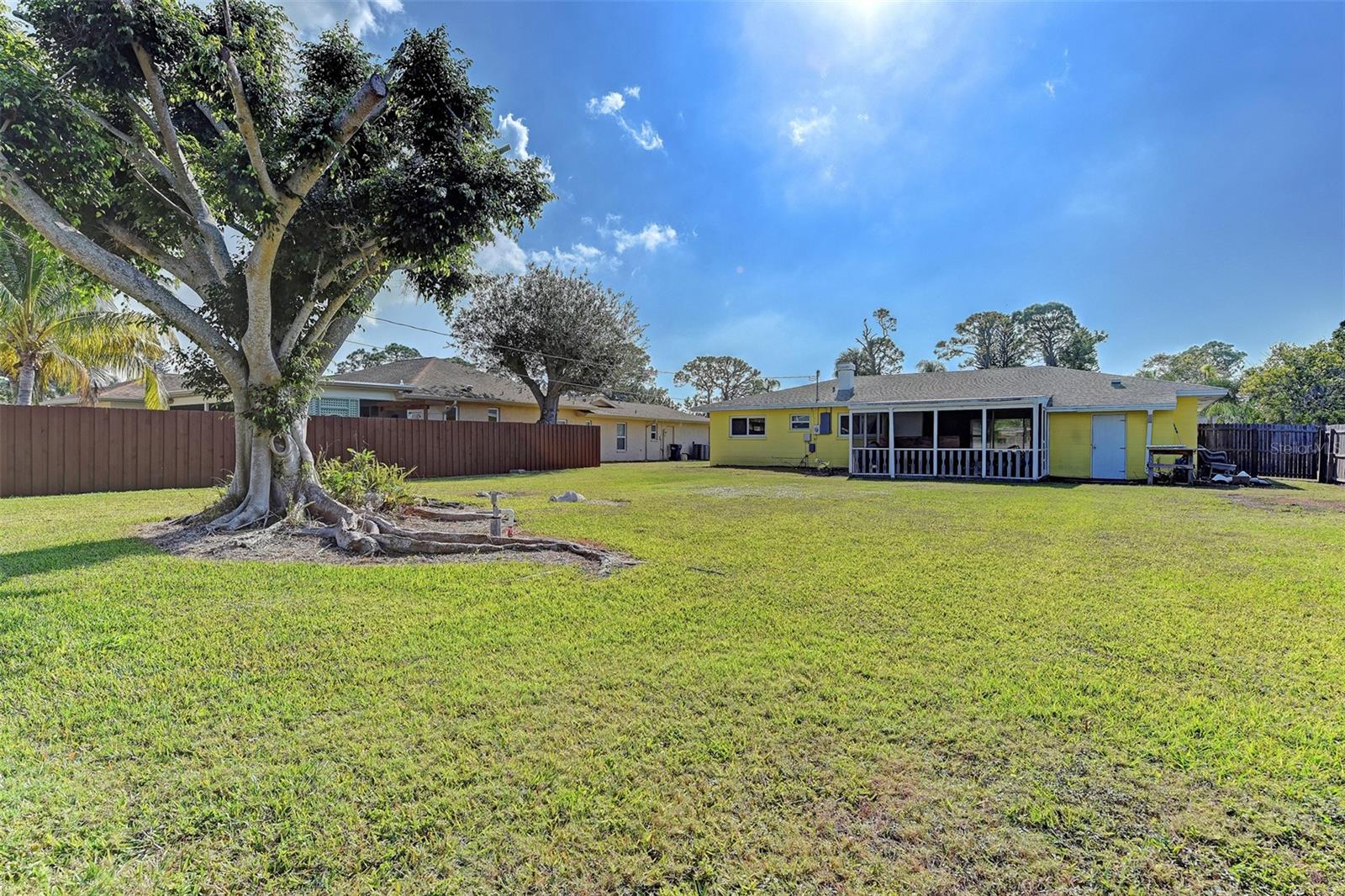 1225 DE NARVAEZ AVE, BRADENTON, FL, 34209