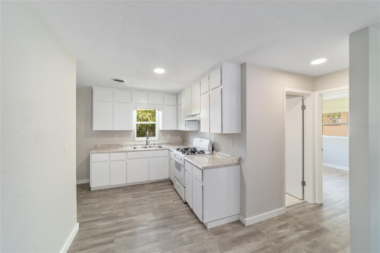 3028/3030 NE 7TH LN, OCALA, FL, 34470