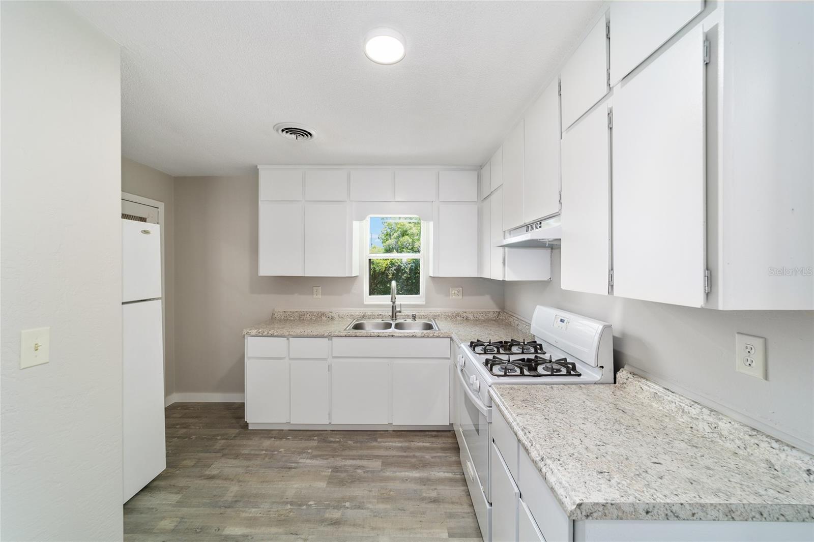 3028/3030 NE 7TH LN, OCALA, FL, 34470