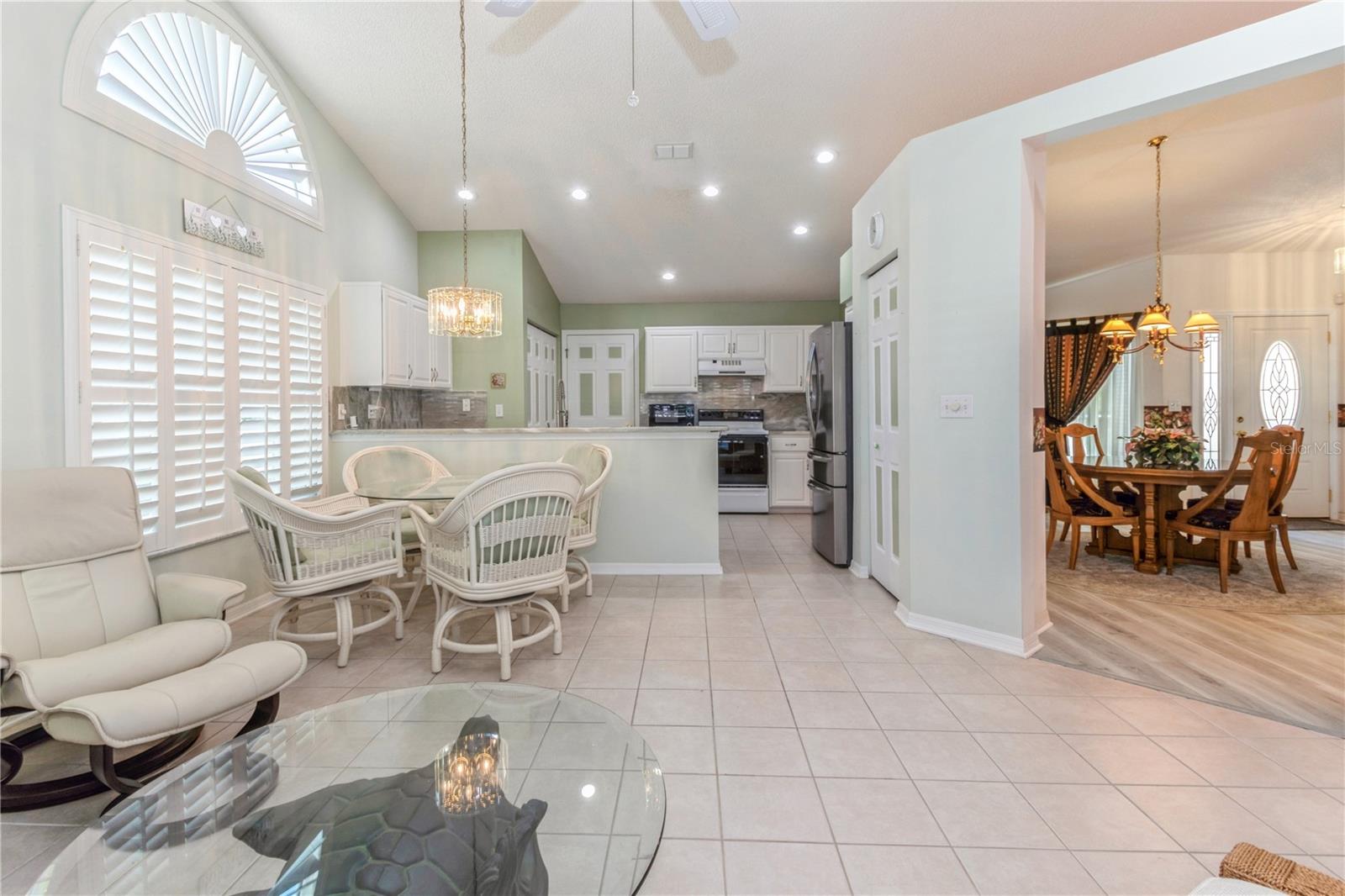2137 SHERWOOD FOREST DR, ORANGE CITY, FL, 32763