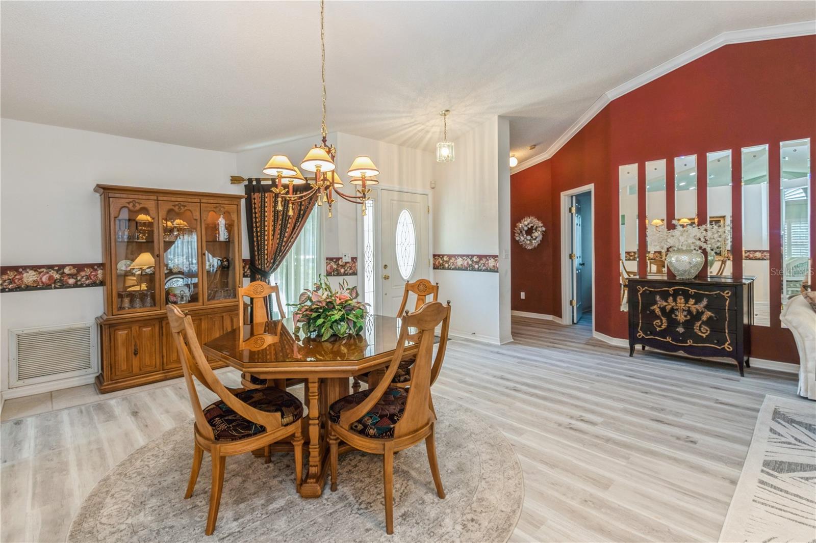 2137 SHERWOOD FOREST DR, ORANGE CITY, FL, 32763