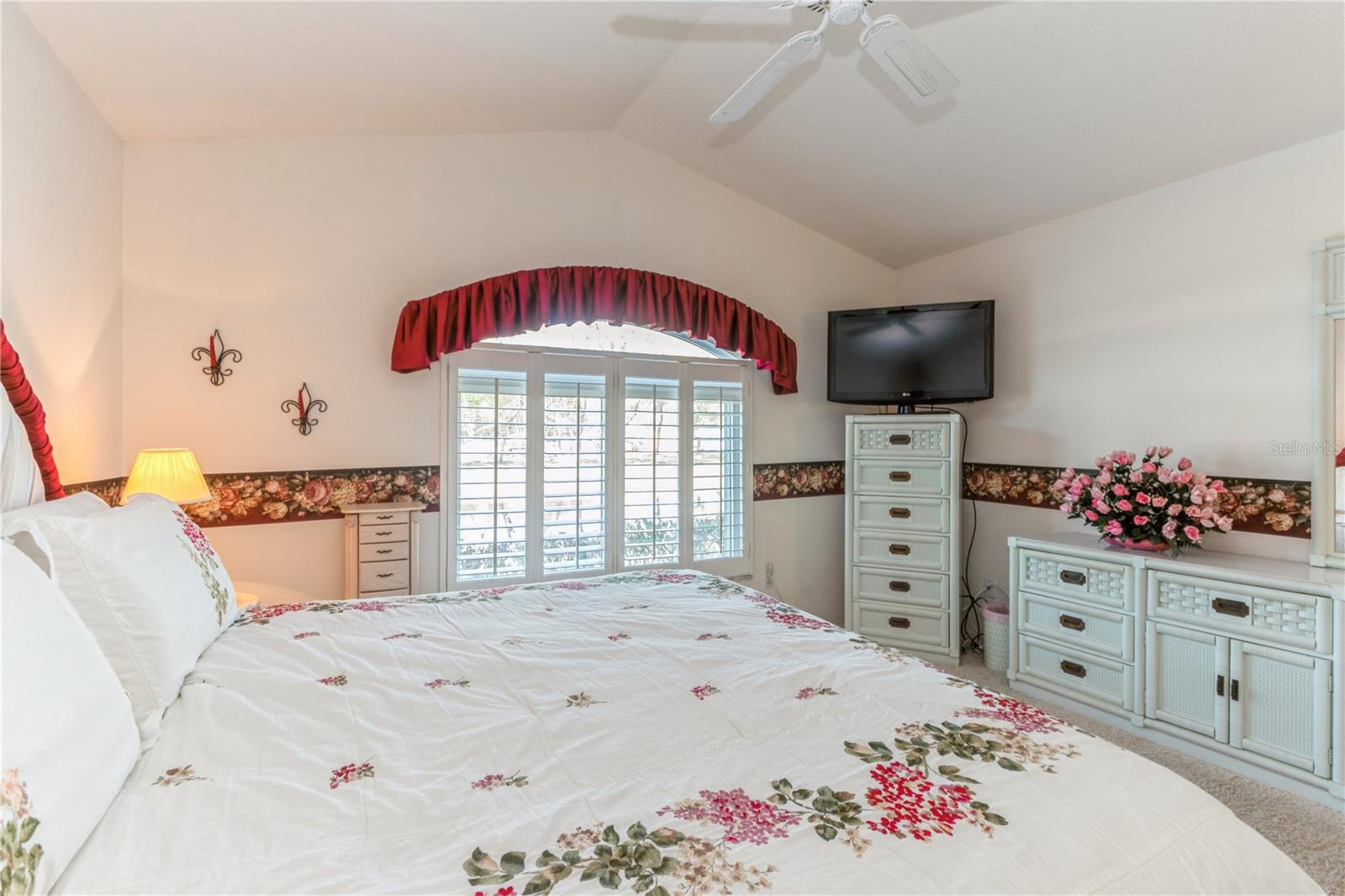 2137 SHERWOOD FOREST DR, ORANGE CITY, FL, 32763