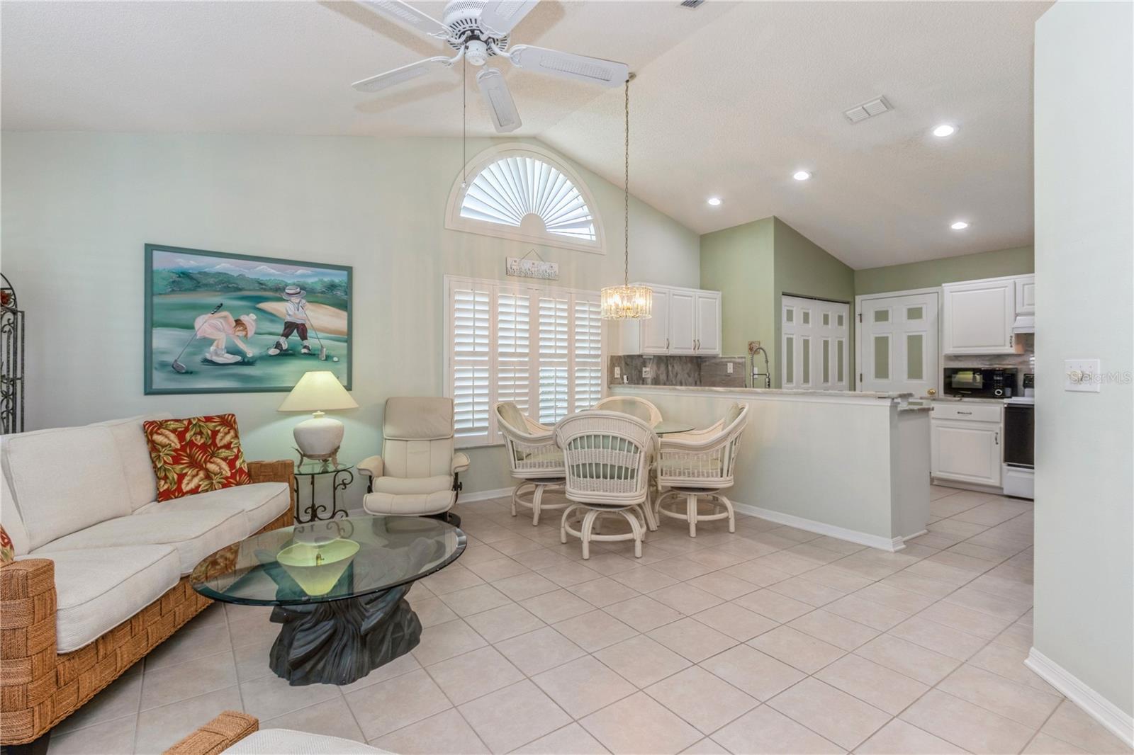 2137 SHERWOOD FOREST DR, ORANGE CITY, FL, 32763