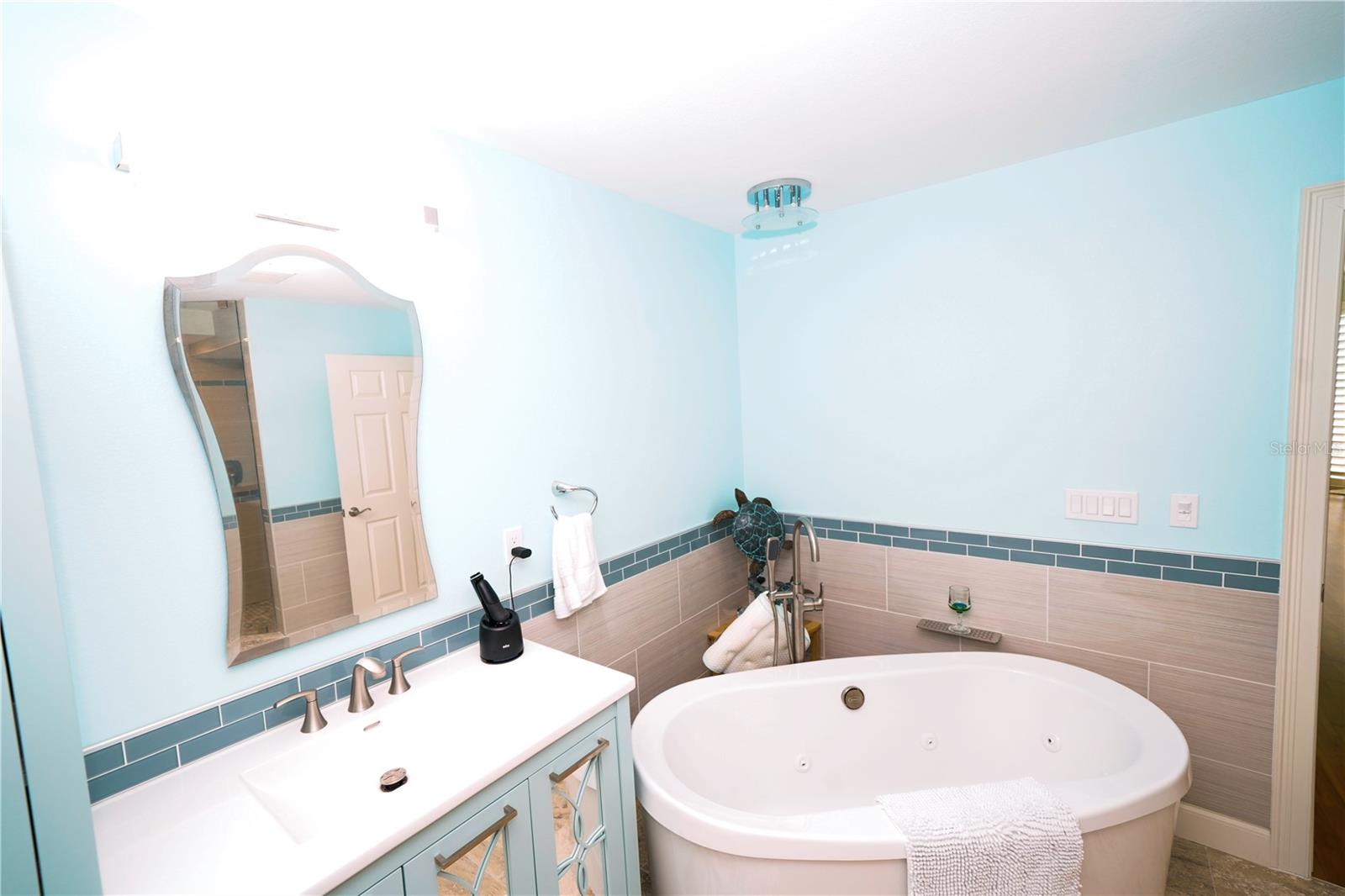 1860 N FORT HARRISON AVE #301, CLEARWATER, FL, 33755