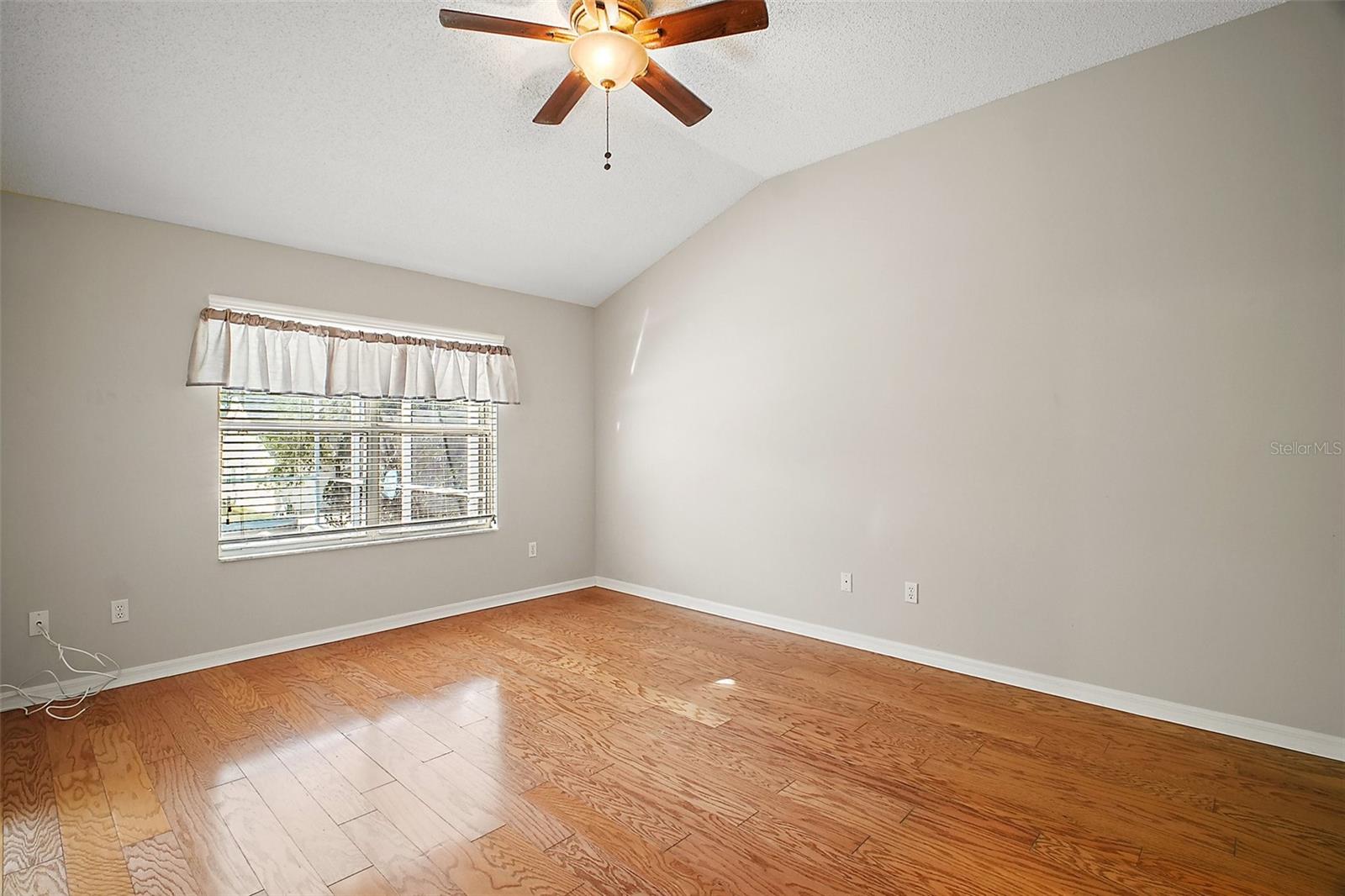 811 HARPER PL, LADY LAKE, FL, 32159