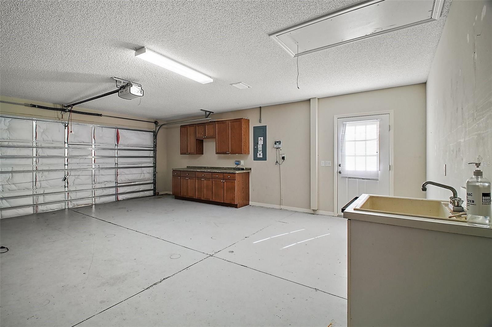 811 HARPER PL, LADY LAKE, FL, 32159