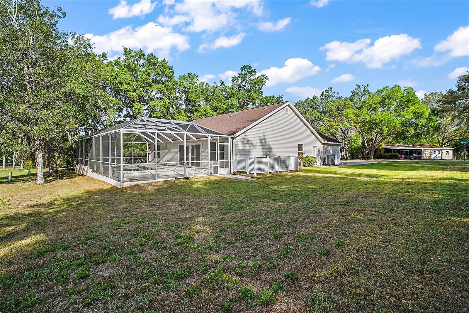 811 HARPER PL, LADY LAKE, FL, 32159