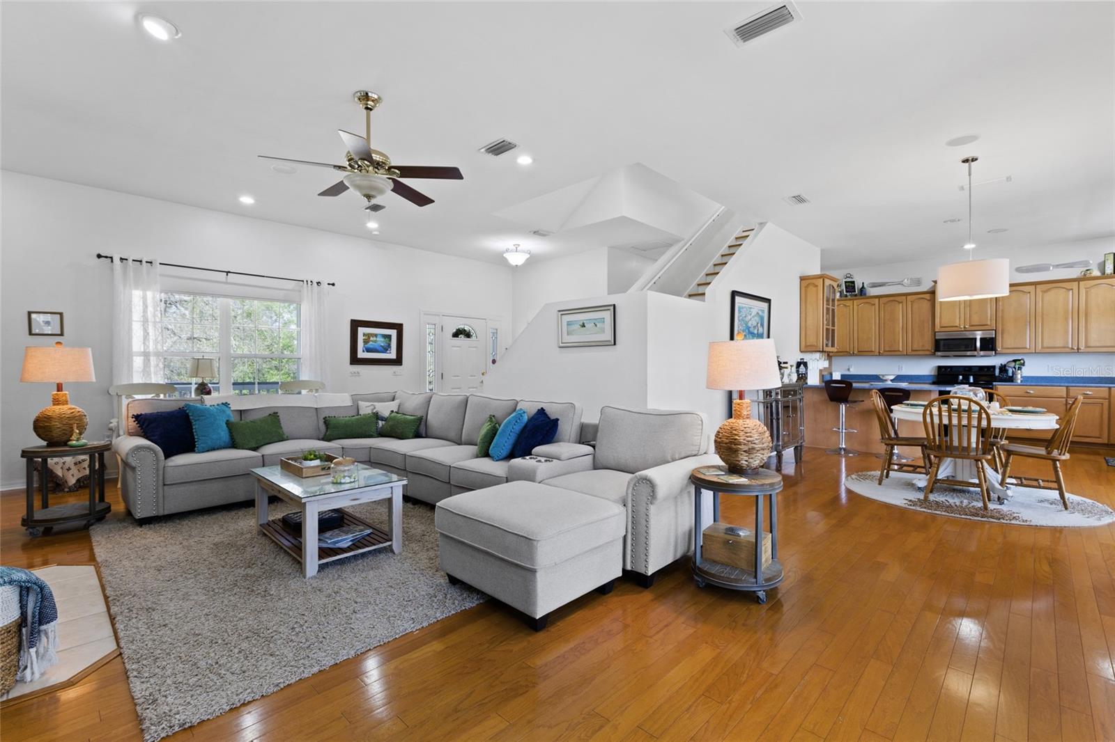 8299 RIVERVIEW RD, FANNING SPRINGS, FL, 32693