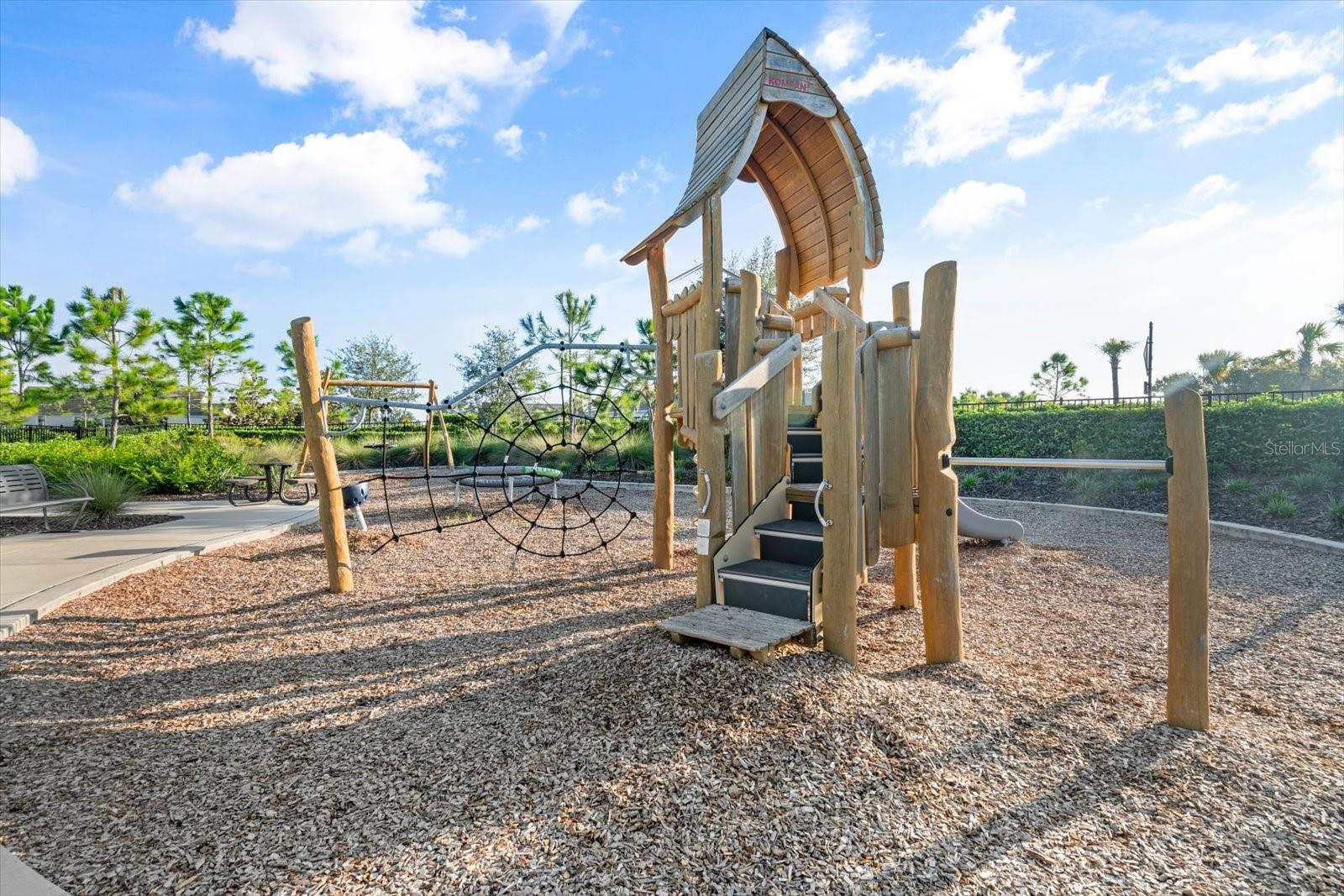 8281 GRANDE SHORES DR, SARASOTA, FL, 34240