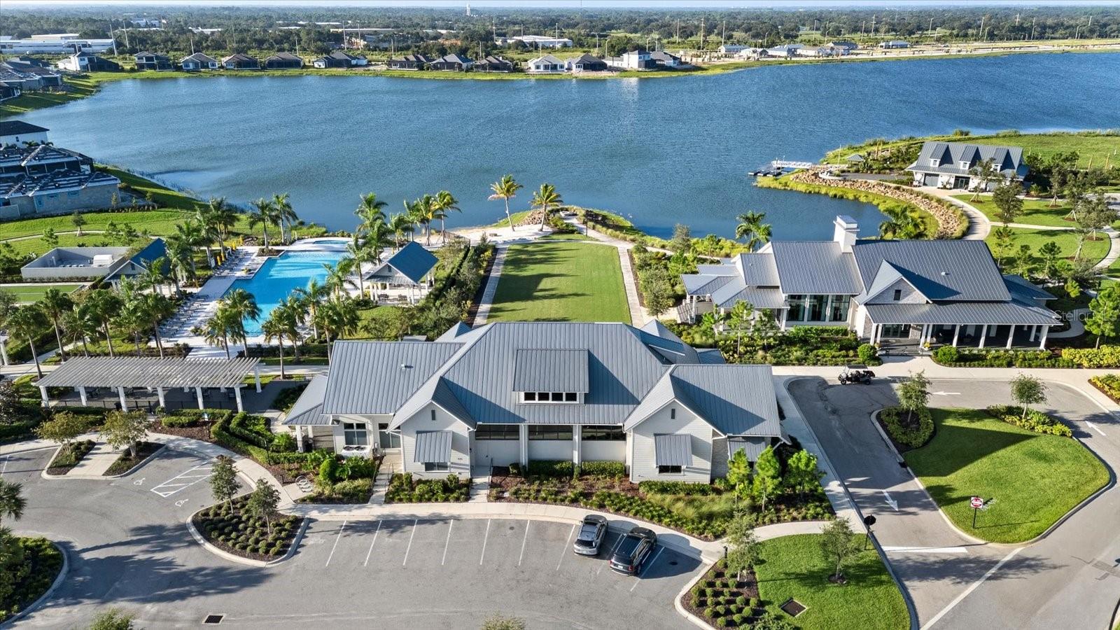 8281 GRANDE SHORES DR, SARASOTA, FL, 34240