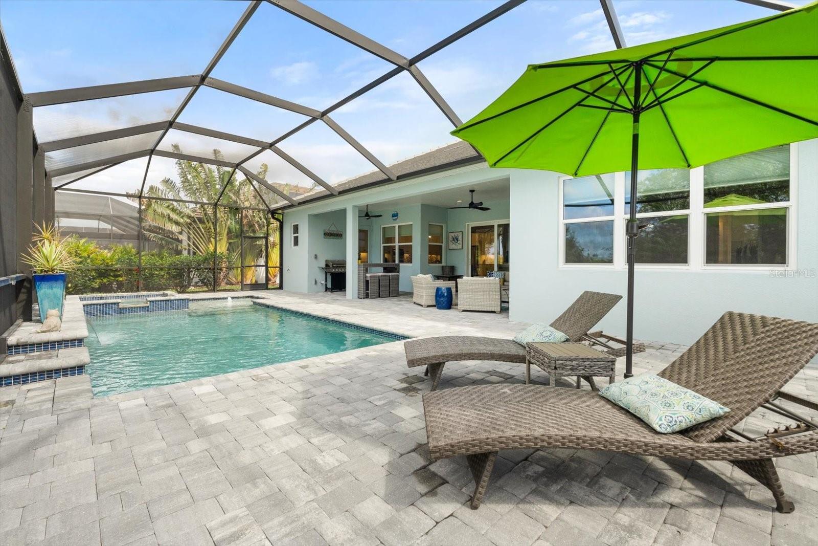 8281 GRANDE SHORES DR, SARASOTA, FL, 34240