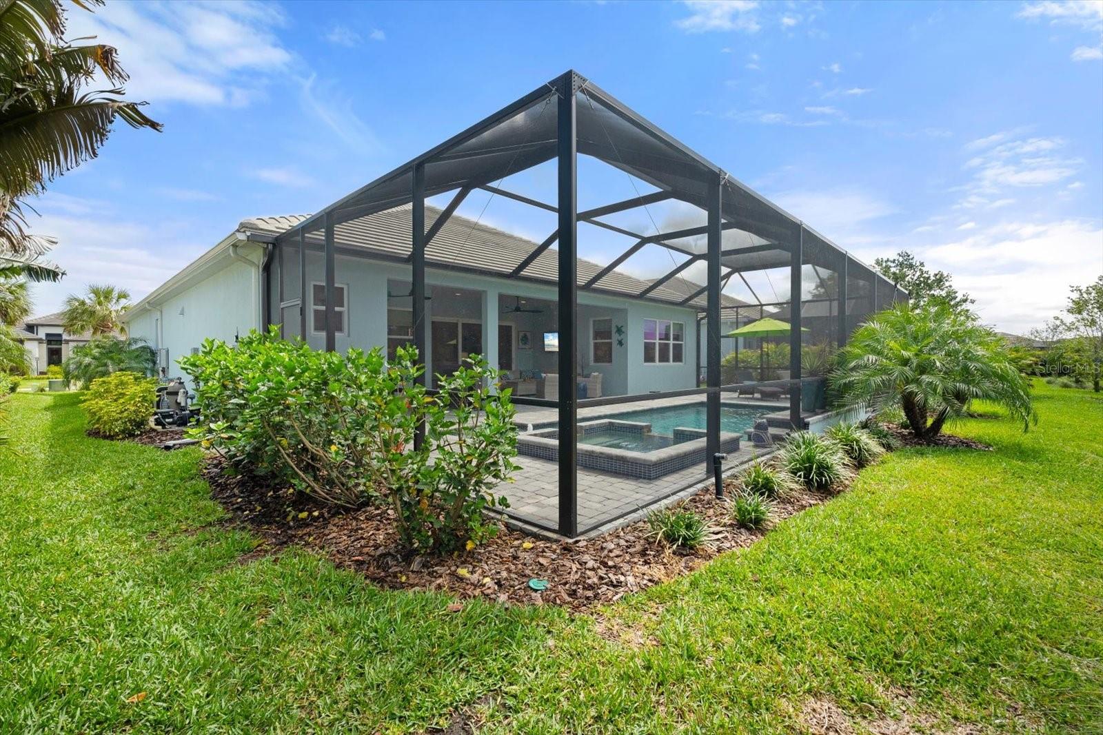 8281 GRANDE SHORES DR, SARASOTA, FL, 34240
