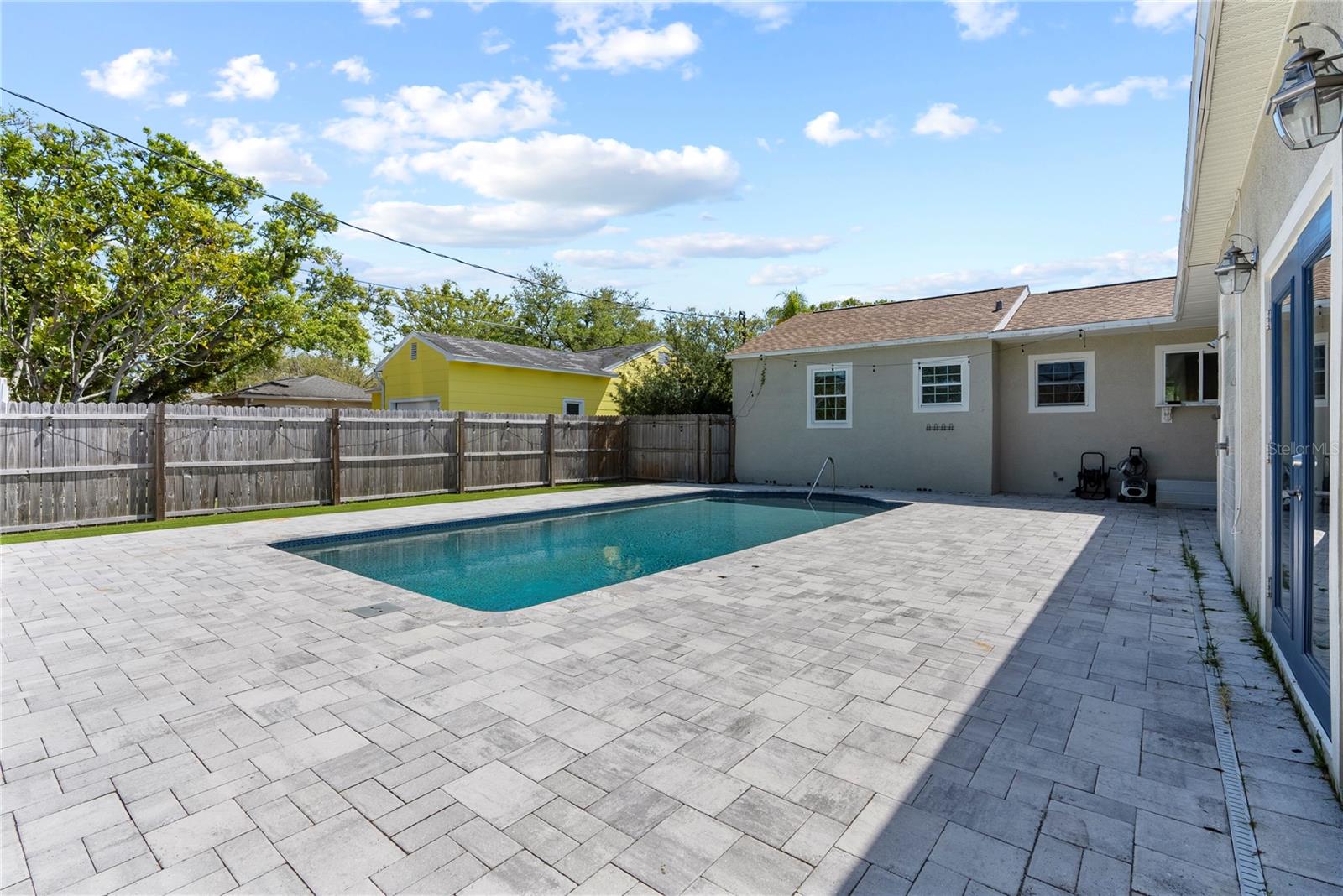 715 39TH AVE NE, ST PETERSBURG, FL, 33703