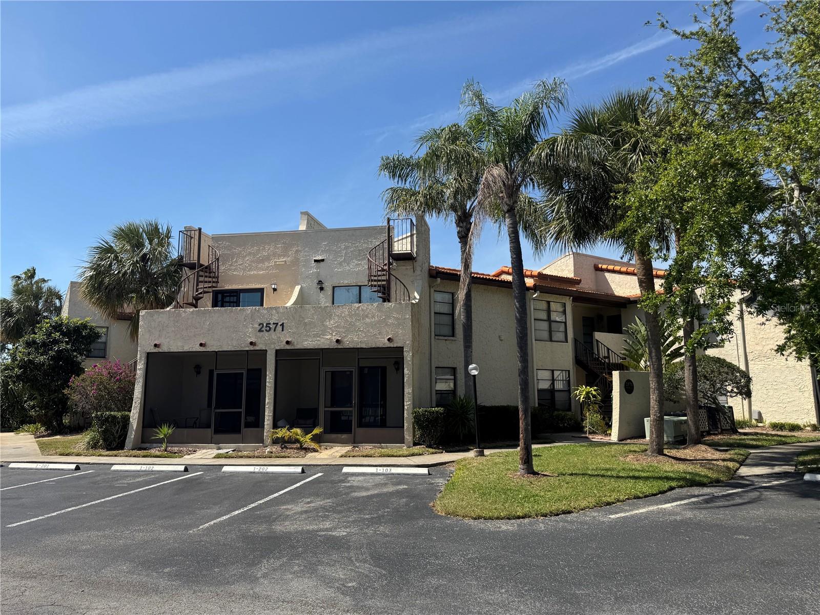 2571 CYPRUS DR #1-102, PALM HARBOR, FL, 34684
