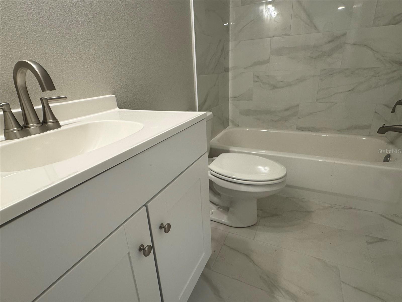 2571 CYPRUS DR #1-102, PALM HARBOR, FL, 34684