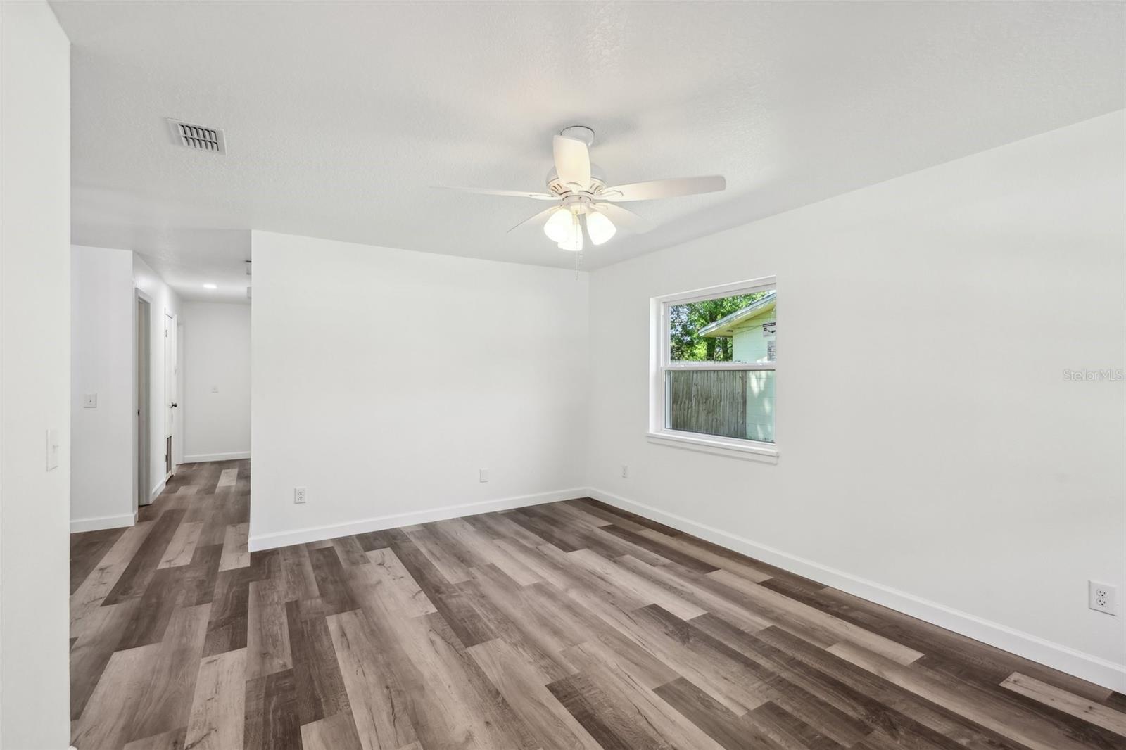 670 S BLUE LAKE AVE, DELAND, FL, 32724