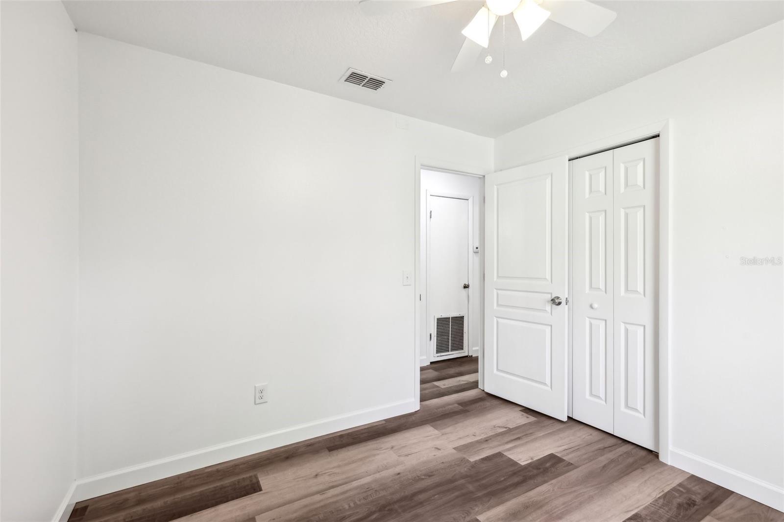 670 S BLUE LAKE AVE, DELAND, FL, 32724
