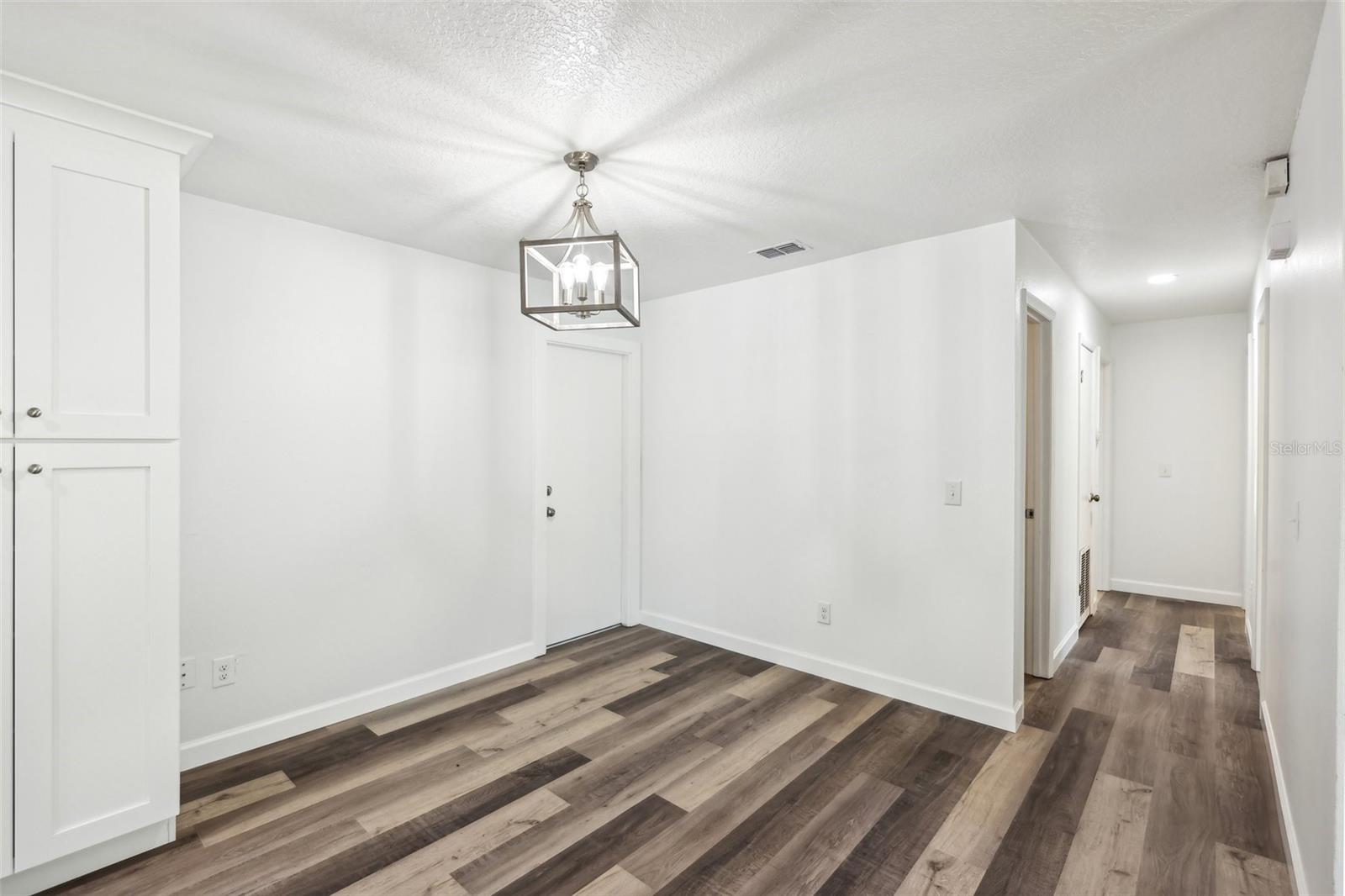 670 S BLUE LAKE AVE, DELAND, FL, 32724