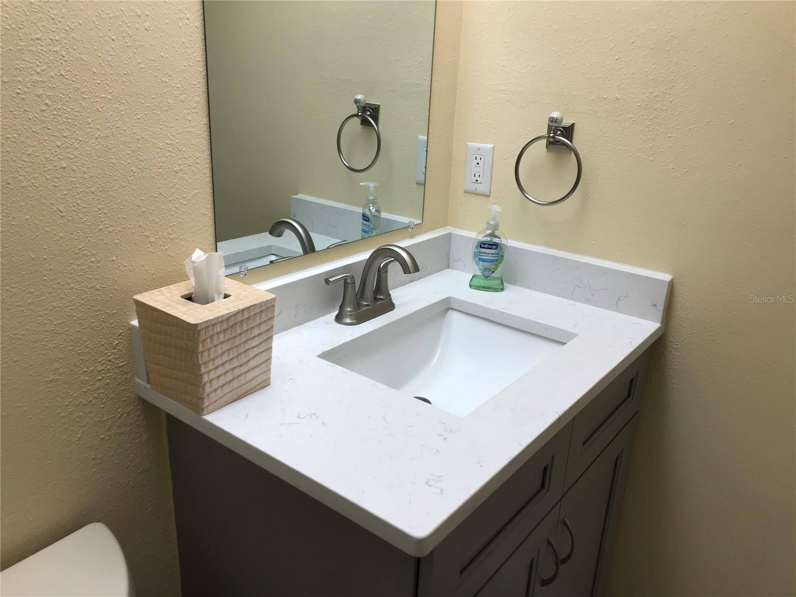 5600 W LONG COMMON CT #2, SARASOTA, FL, 34235