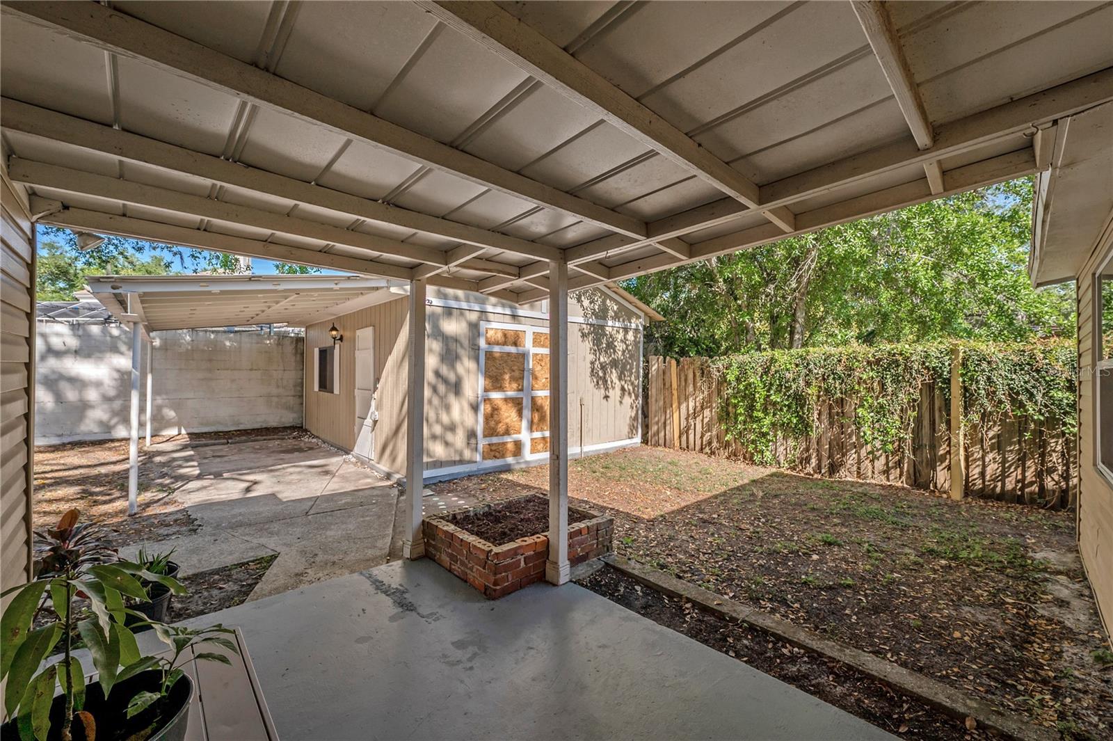 301 WOOTEN RD, LUTZ, FL, 33548