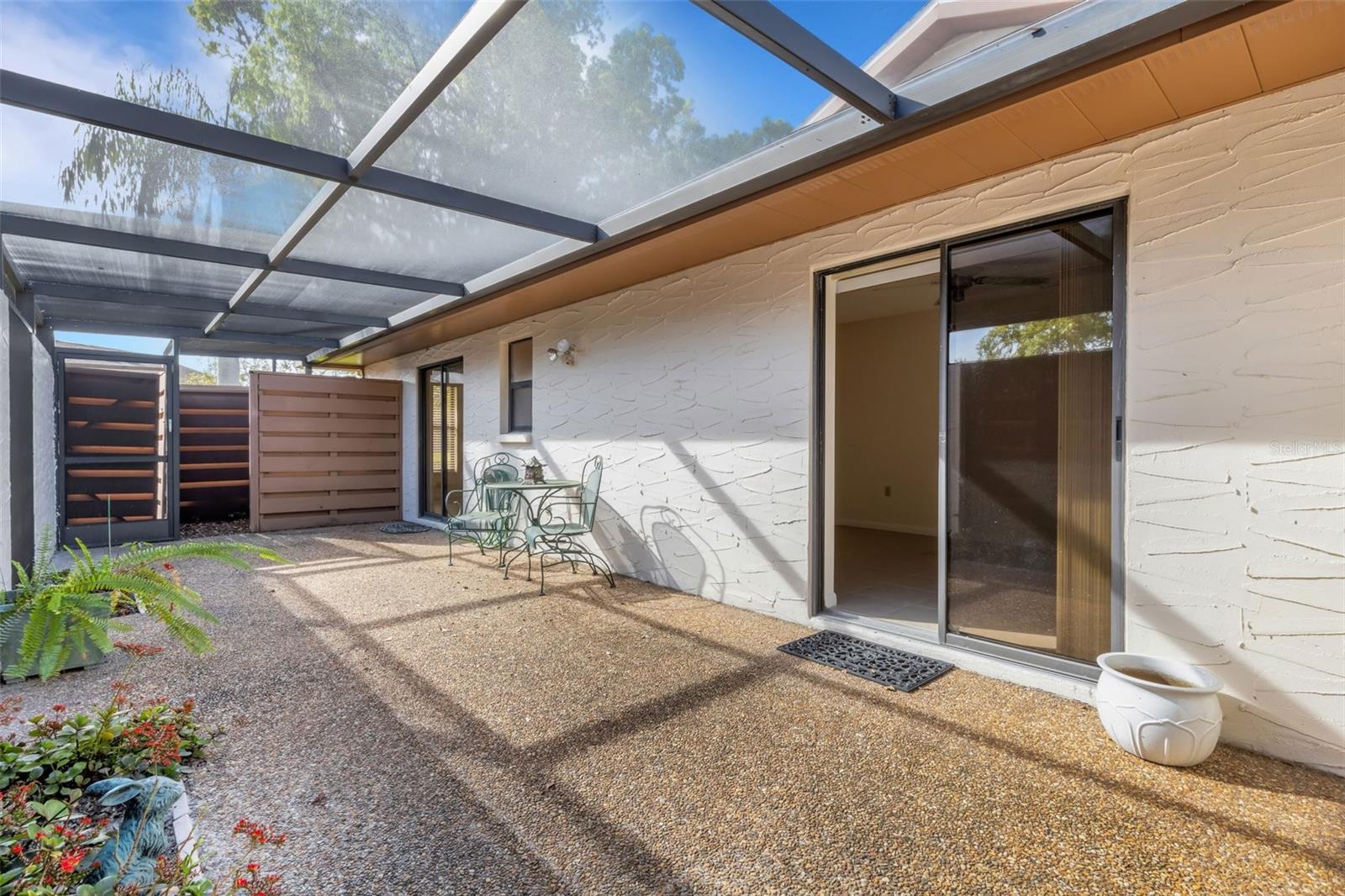 A4646340 Property Photo
