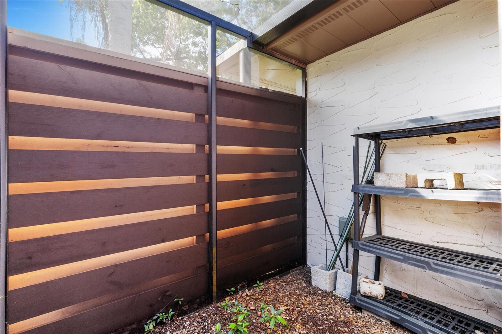 A4646340 Property Photo