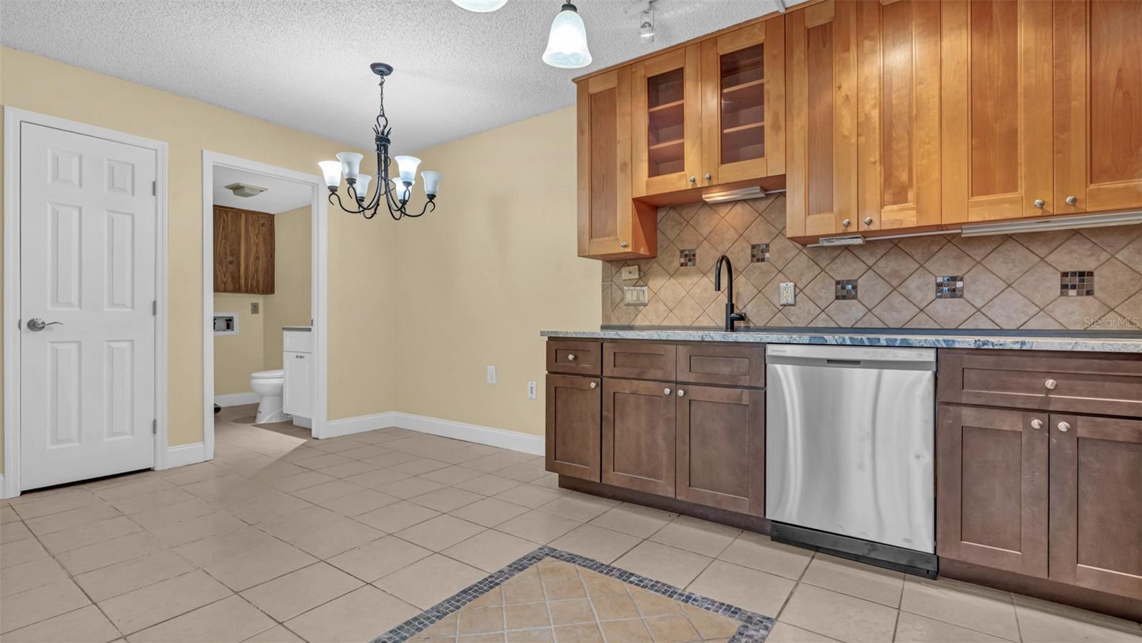 709 1ST CT, PALM HARBOR, FL, 34684