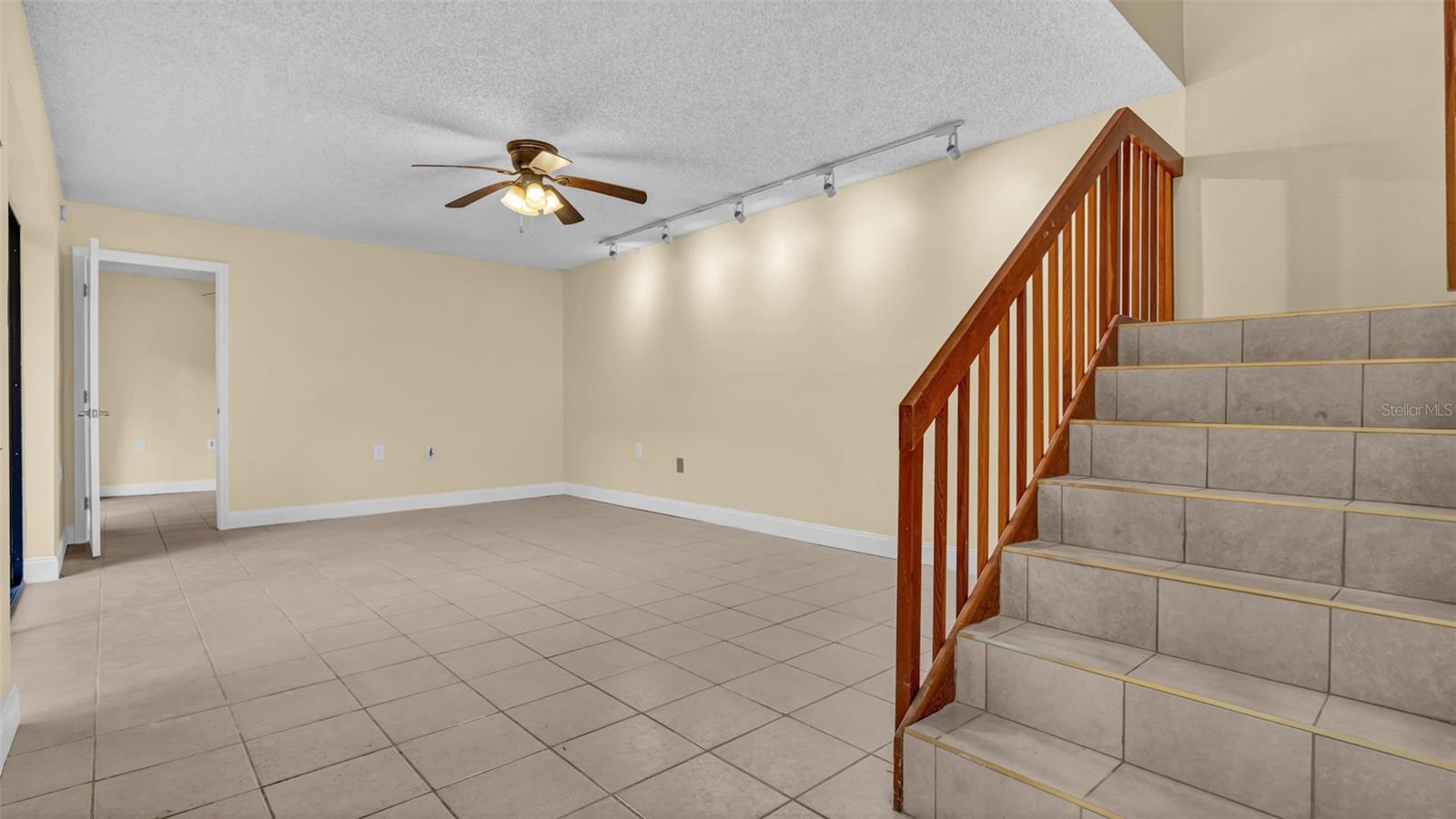 709 1ST CT, PALM HARBOR, FL, 34684