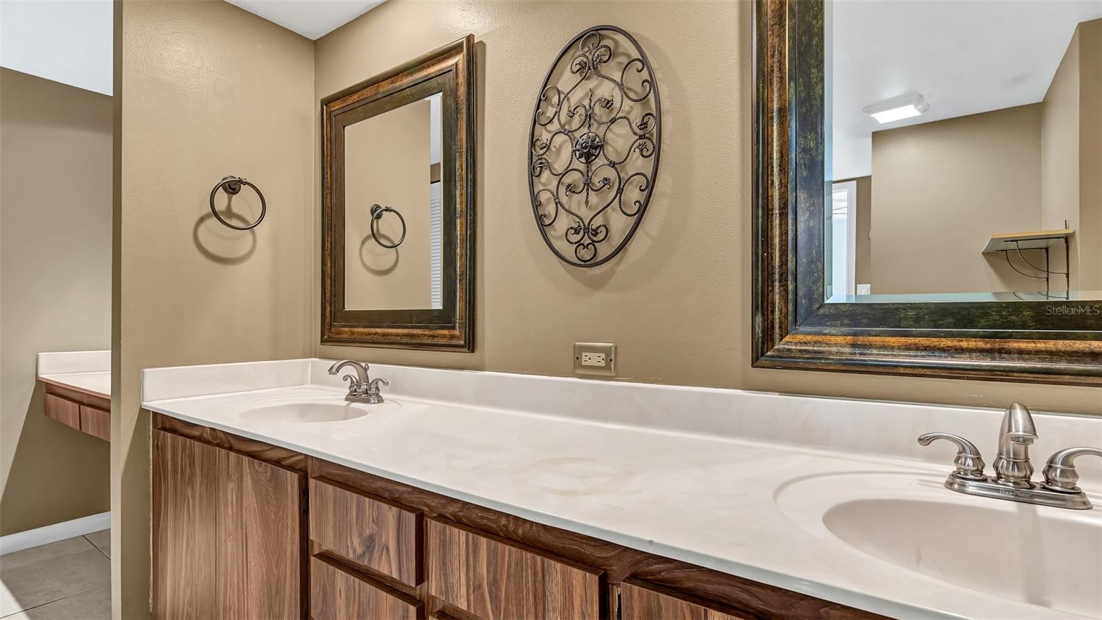 709 1ST CT, PALM HARBOR, FL, 34684