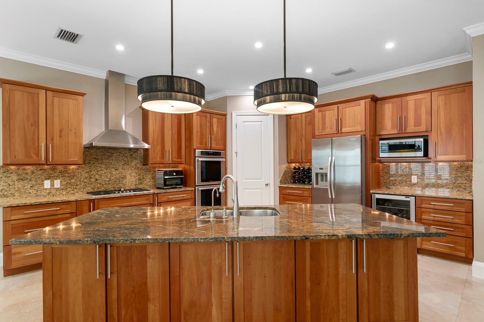 47 MARTINIQUE AVE, TAMPA, FL, 33606