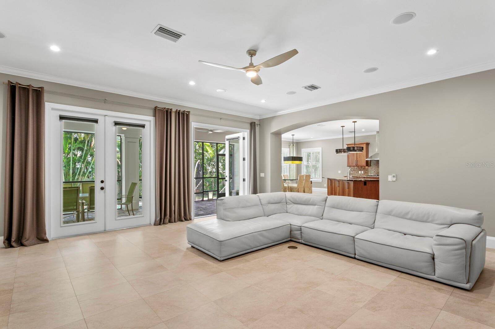 47 MARTINIQUE AVE, TAMPA, FL, 33606