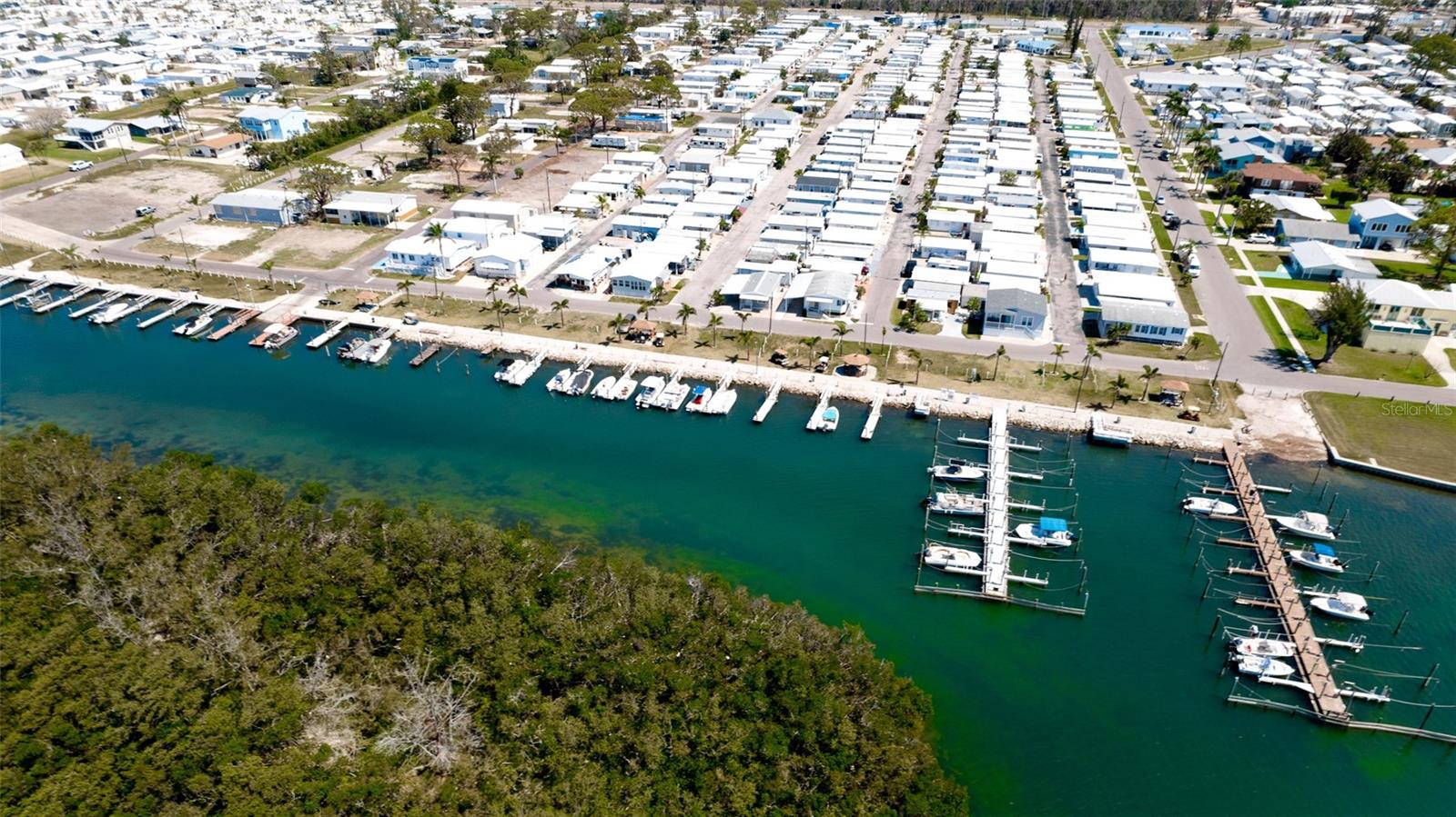 10315 CORTEZ RD W #8BV, BRADENTON, FL, 34210