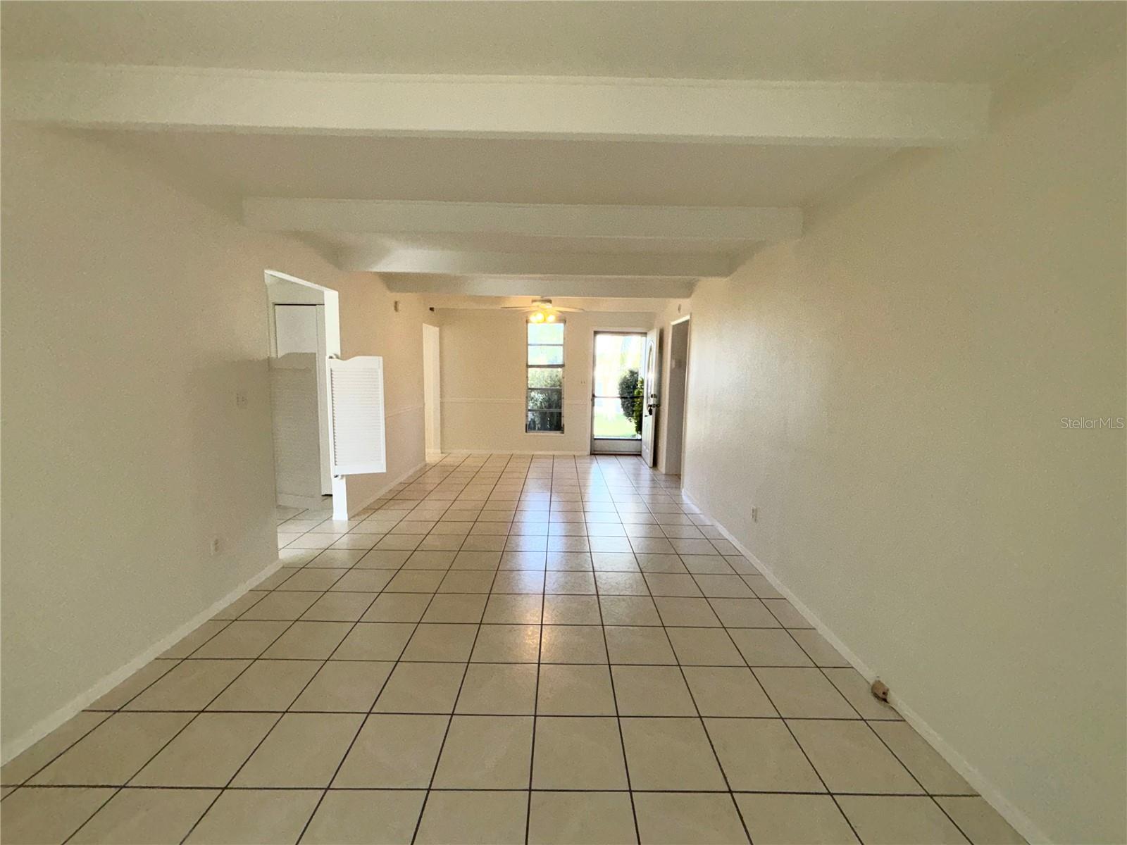 1219 CLUB CIR, LAKESHORE, FL, 33854