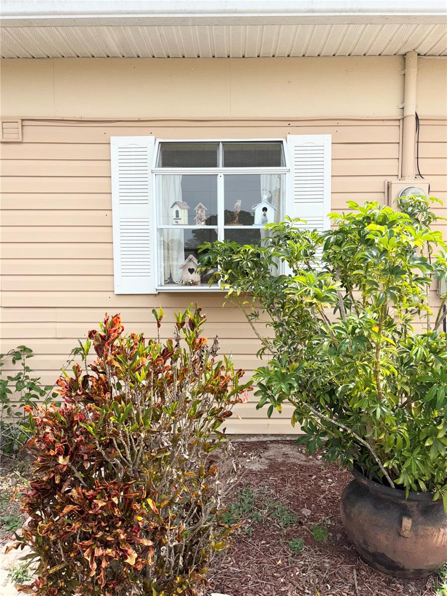 1219 CLUB CIR, LAKESHORE, FL, 33854