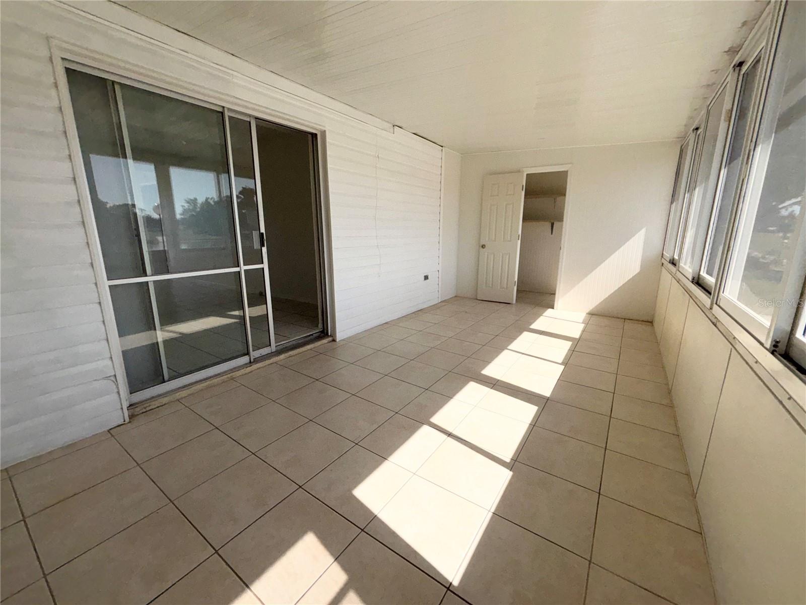 1219 CLUB CIR, LAKESHORE, FL, 33854